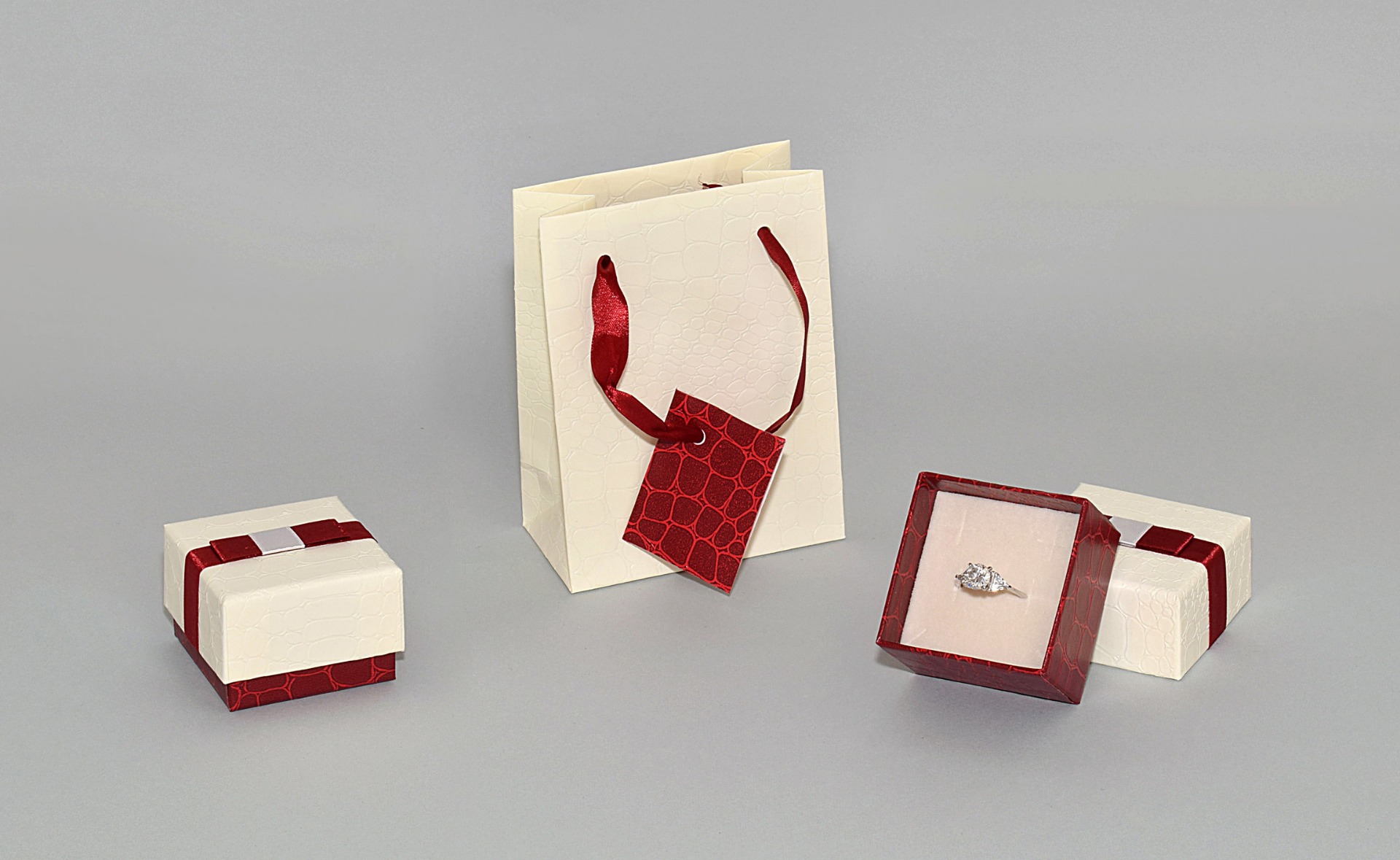 LUNA ASTUCCIO ANELLO + BUSTA