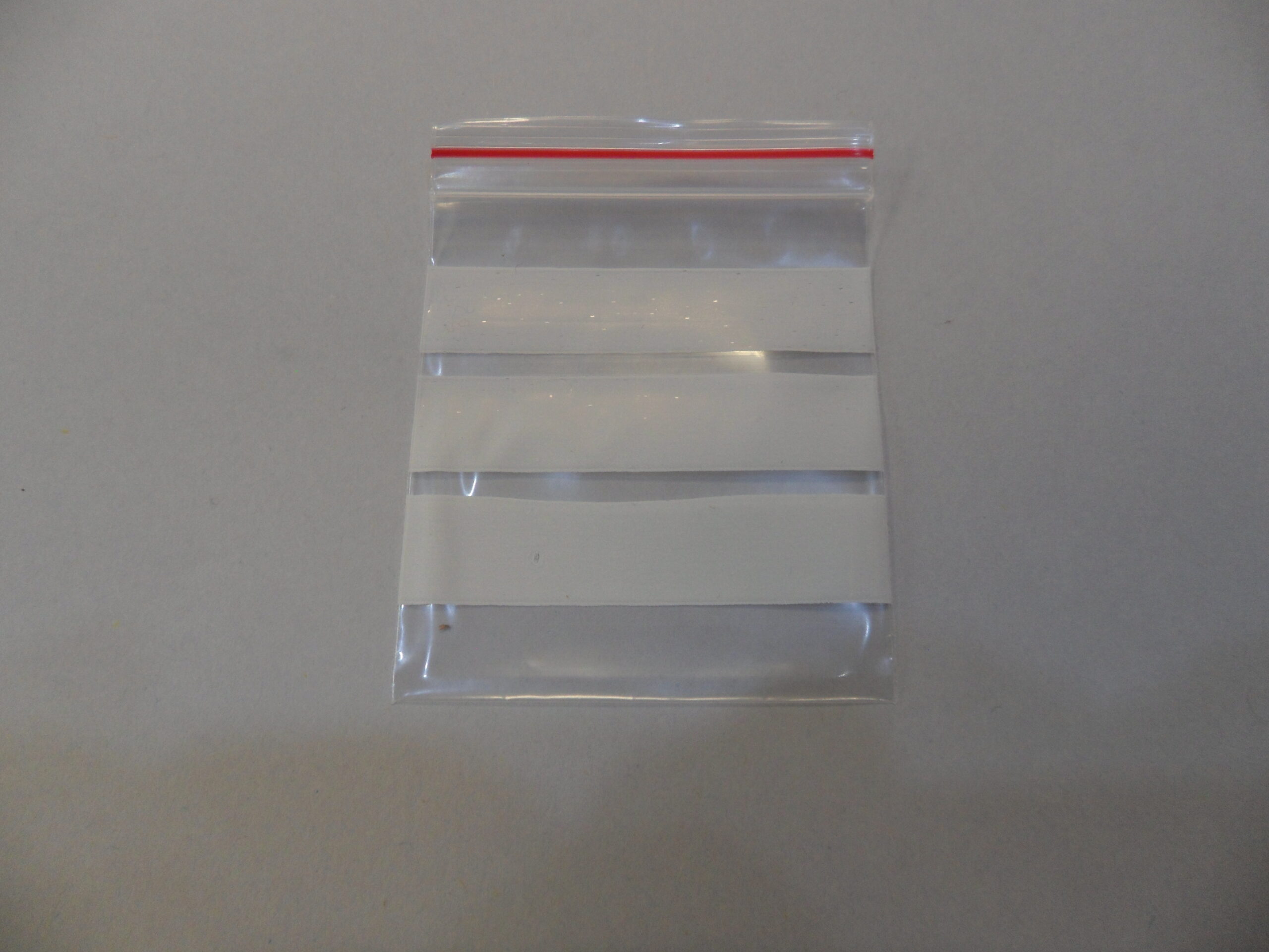 BUSTINA IN PLASTICA CON CHIUSURA 1