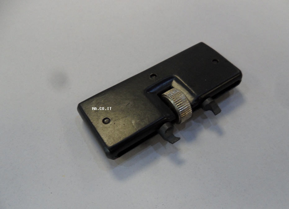 APRICASSE CON DUE MANOPOLE