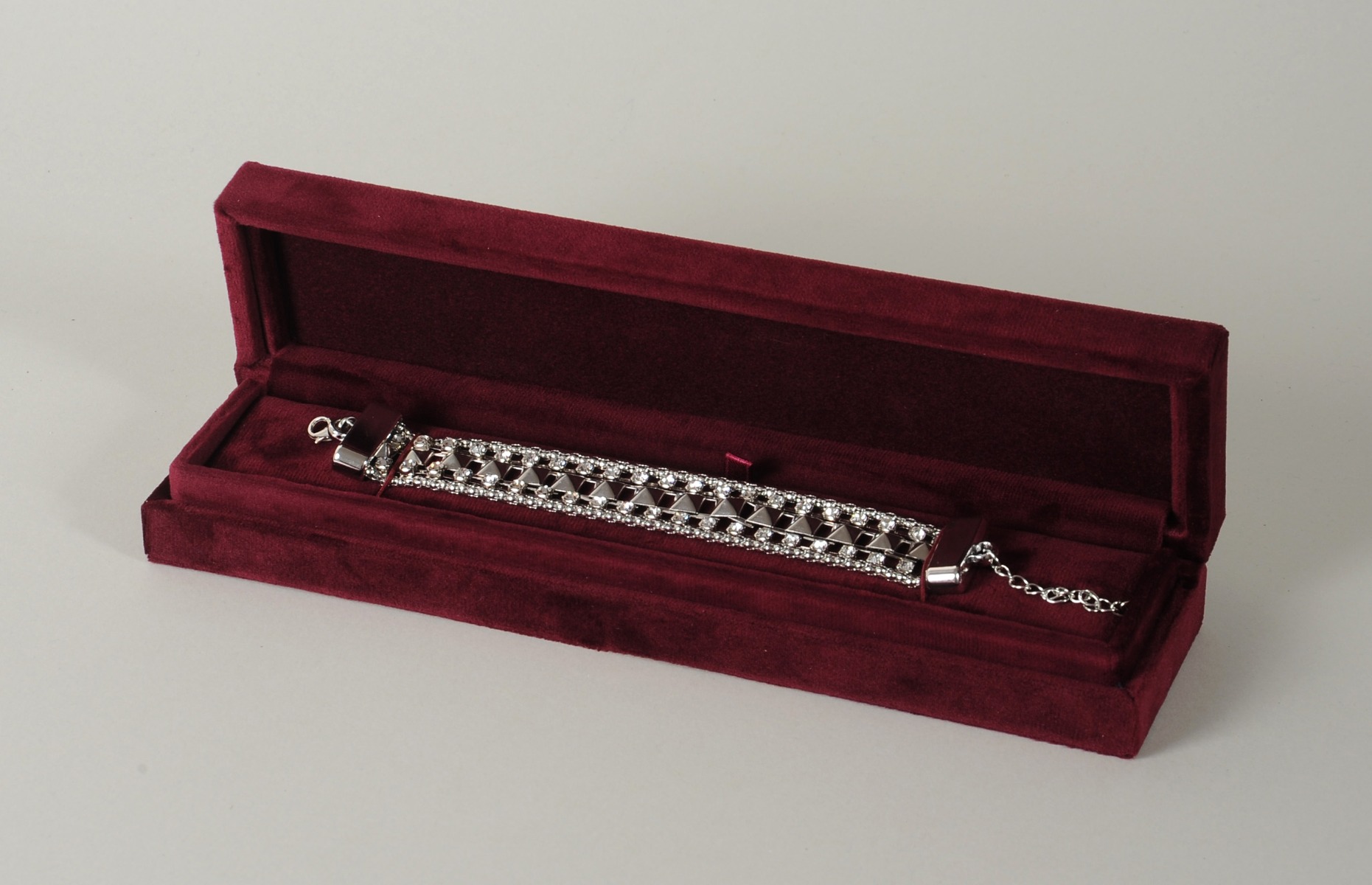 BOLOGNA ASTUCCIO BRACCIALE STESO-0