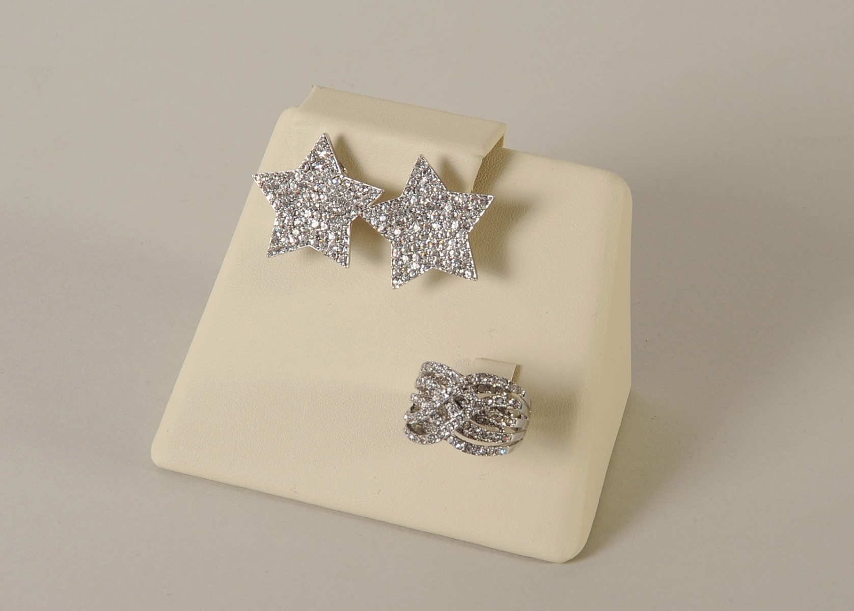 ESPOSITORE PATTINA ORECCHINI ANELLO-0