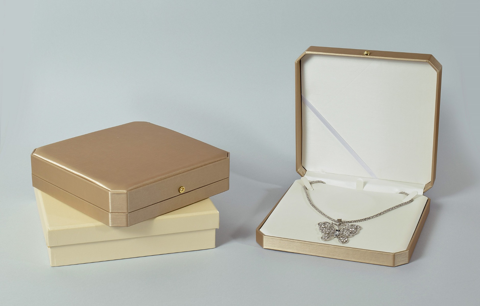 LAURA ASTUCCIO COLLANA -0