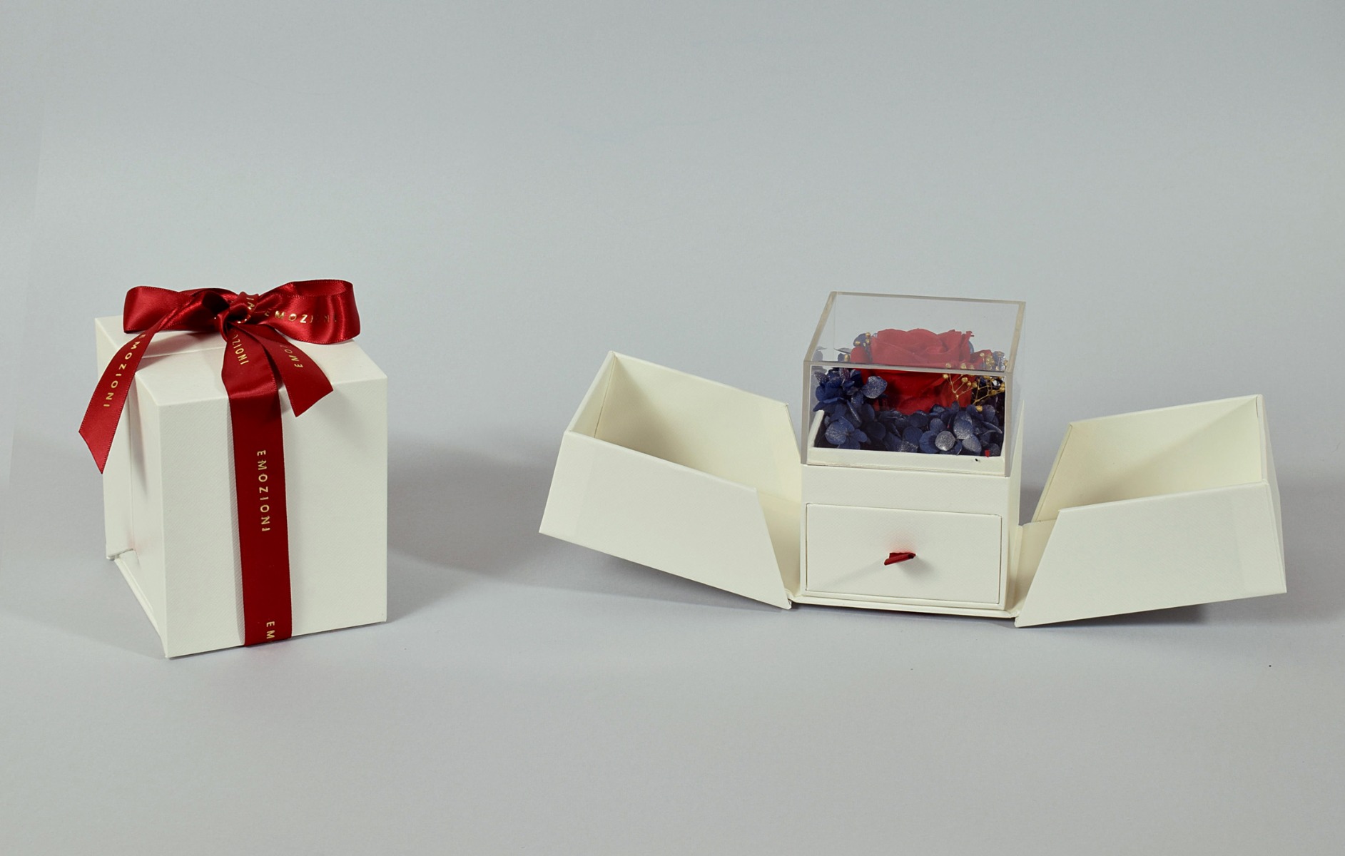 ASTUCCIO CON ROSA STABLIZZATA-0