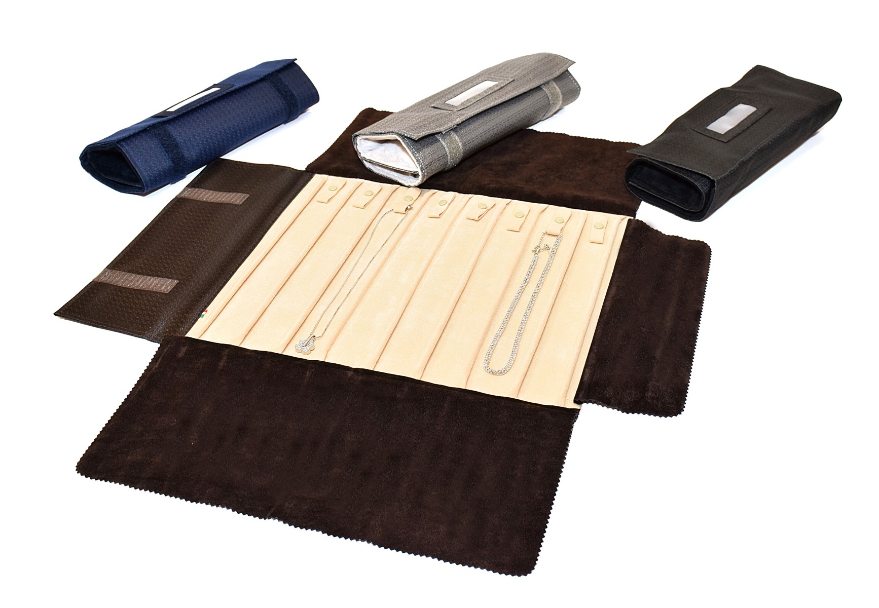 MEZZO ROTOLO PER COLLANA-0