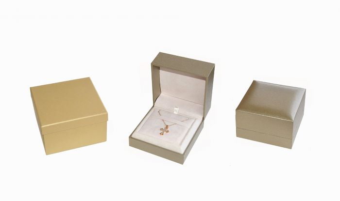 SERIE NEVADA ASTUCCIO 8X8-0