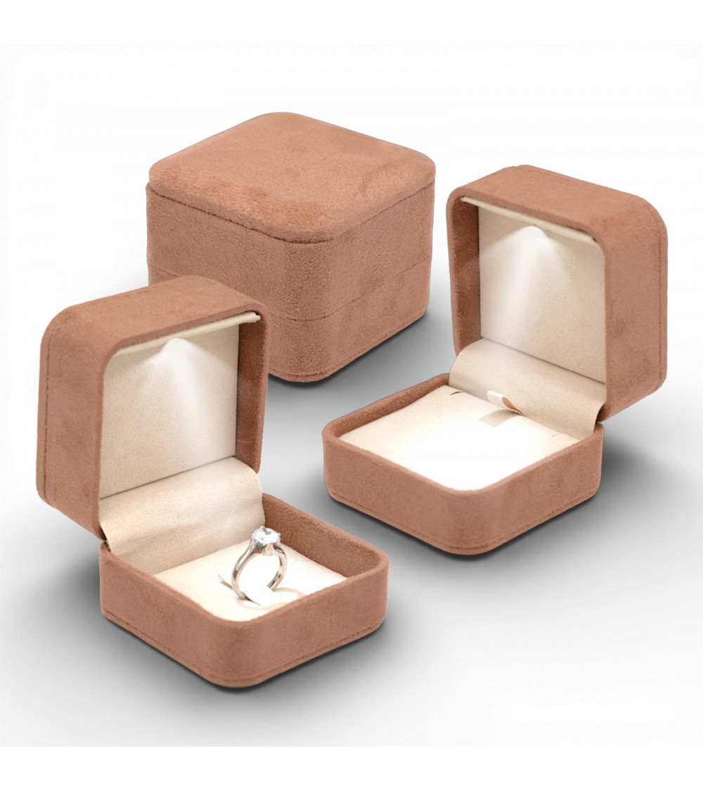 SERIE VELLUTO ANELLO/CIONDOLO LED 7X7