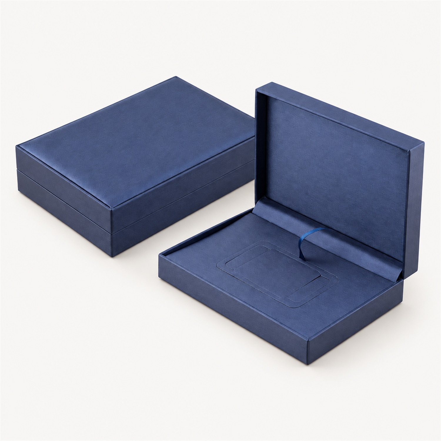 ASTUCCIO BLISTER PELLE